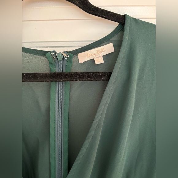 Beautiful dark green dress - Picture 3 of 4